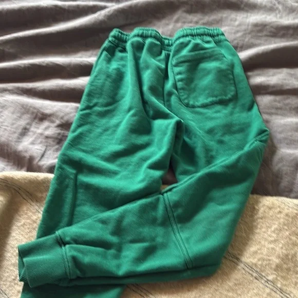 Hanna Andersson Kids’ Slim Fit Green Sweatpants new w/out tags size 130/8 - Picture 4 of 4